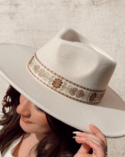 Load image into Gallery viewer, IVORY Embroidered Hat
