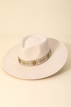 Load image into Gallery viewer, IVORY Embroidered Hat
